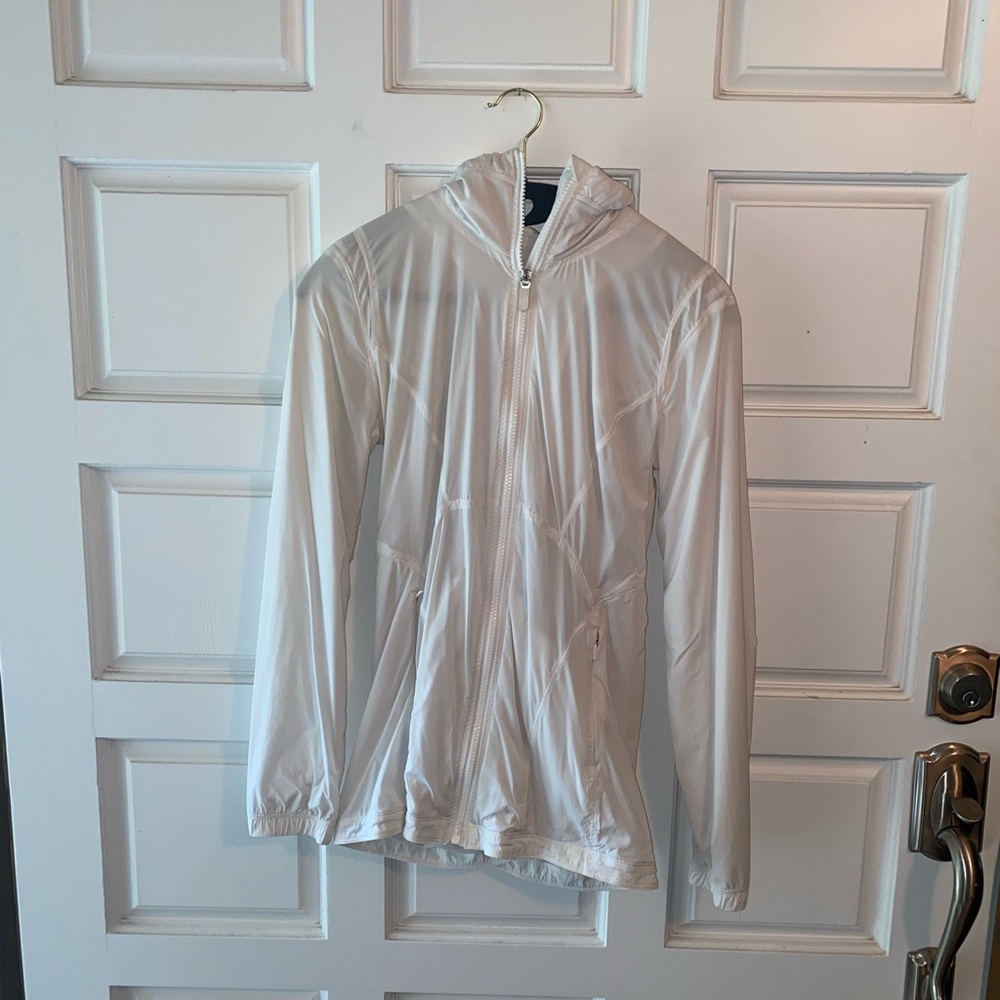 White lululemon jacket